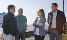 La conselleira, con el alcalde, Jos� Marcote, y el portavoz del PP, Jos� Manuel Traba. 