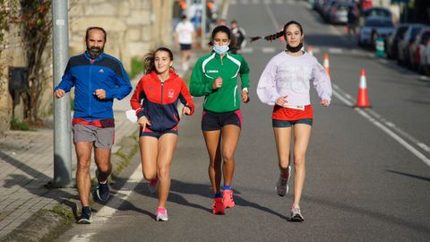 Carreras de San Silvestre en Ourense.La prueba de Castrelo de Mio es la decana de las que se celebran en la provincia en esa fecha