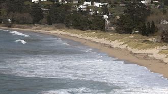 La playa viveirense de Area, donde se conservan los restos del poblado de Estaba��n, este mi�rcoles