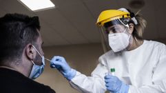 A diario se siguen haciendo cientos de pruebas para detectar casos de coronavirus 