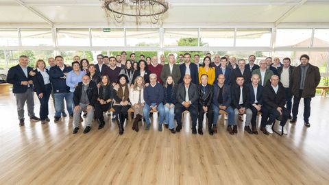 El encuentro se celebró este jueves en A Taberna de Santa Margarida de A Laracha.