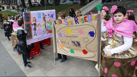Desfile colegio San Rosendo
