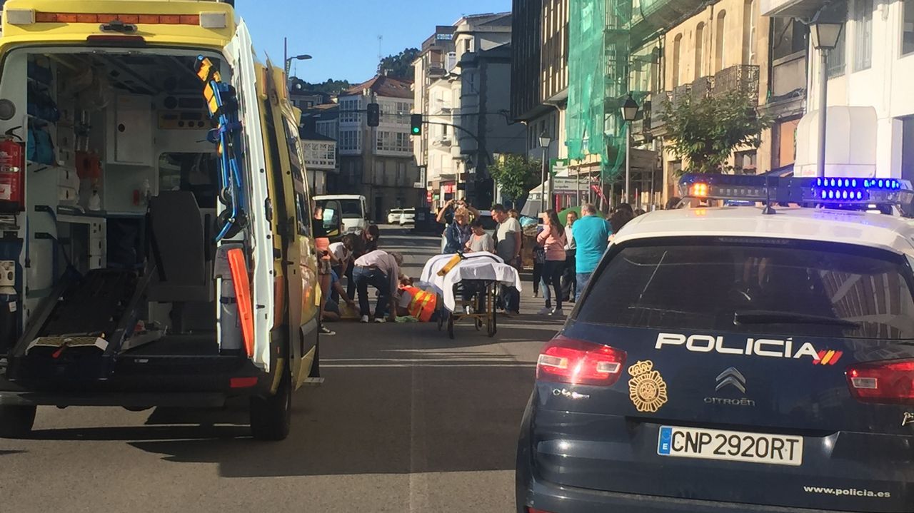 Una niña de doce años resulta herida al irrumpir en una céntrica calle ...