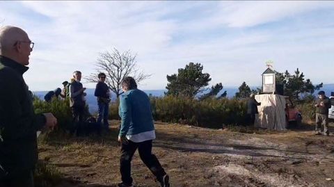 Captura del vdeo que recoge las campanadas en lo alto de la Pena dos Castro Cabeleiros