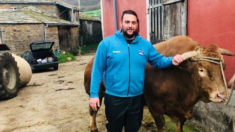 Matteo La Mantia es una de sus visitas de trabajo de campo en las ganader�as de la provincia