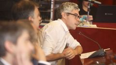 Iv�n Rivas, en un momento de su intervenci�n este s�bado en el sal�n de plenos de Ferrol