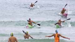 Una imagen de la jornada de este viernes en la playa carballesa.