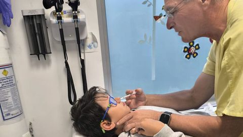 El centro de salud de Muros es uno de los que tiene un mayor porcentaje de ni�os inmunizados