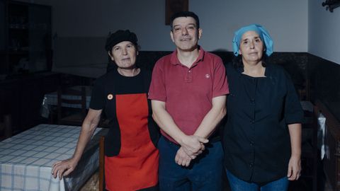 El equipo del bar Caracas de Ribadavia
