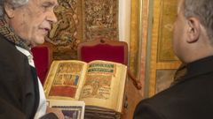 Las actividades en la Catedral incluyen la visita a la exposici�n sobre el C�dice Calixtino