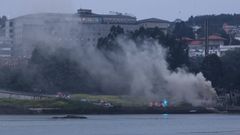 Arde una nave abandonada pr�xima al Hospital Materno de A Coru�a