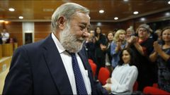 PLENO DEL CONCELLO DE CULLEREDO EN EL QUE DIMITE JULIO SACRISTAN 