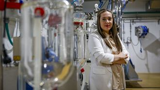 Paula Souto, en las instalaciones de Jealsa Foods
