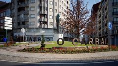 Zona de la N-541, en la rotonda con la escultura del pulpo, en O Carballi�o en la que ocurri� el accidente.