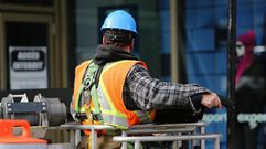 Un trabajador de la construcci�n