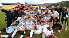 El peleado salto del Fabril a Segunda RFEF. El filial blanquiazul gan� la liga de Tercera Federaci�n gracias a su triunfo en O Barco.