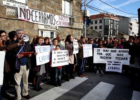 Concentraci�n celebrada el 9 de diciembre ante la farmacia para reivindicar su continuidad.