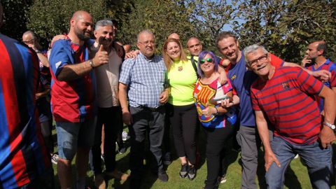 COMIDA DE PERSONAS SORDAS DE GALICIA DE DISTINTAS PEÑAS DEL BARSA EN EL RESTAURANTE DON PAQUITO,