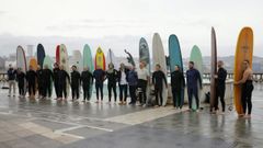Vejetes, el club de los que llegaron al surf a los 50