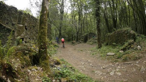 Senda peatonal hasta la aldea de Xei