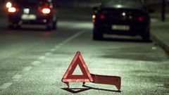 Tri�ngulo de peligro colocado para se�alizar la aver�a de un coche