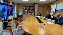 La consejera de Educaci�n, Lydia Espina, ha participado esta ma�ana en la reuni�n de la Mesa General de la Administraci�n del Principado junto con el director general de Empleo P�blico, Miguel �ngel Rodr�guez, y el director general de Personal Docente, C�sar Gonz�lez