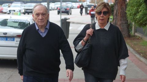 Fernando Fern�ndez-Leite, presidente de la Academia de Cine, junto a Fiorella Faltoyano