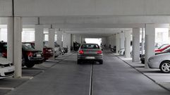 Chequeo a las zonas de aparcamiento de Noia