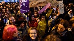 Imagen de archivo de una manifestaci�n por la igualdad y contra la violencia machista en A Coru�a