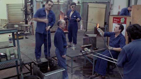 Trabajadores en la f�brica La Industria y Laviada SA