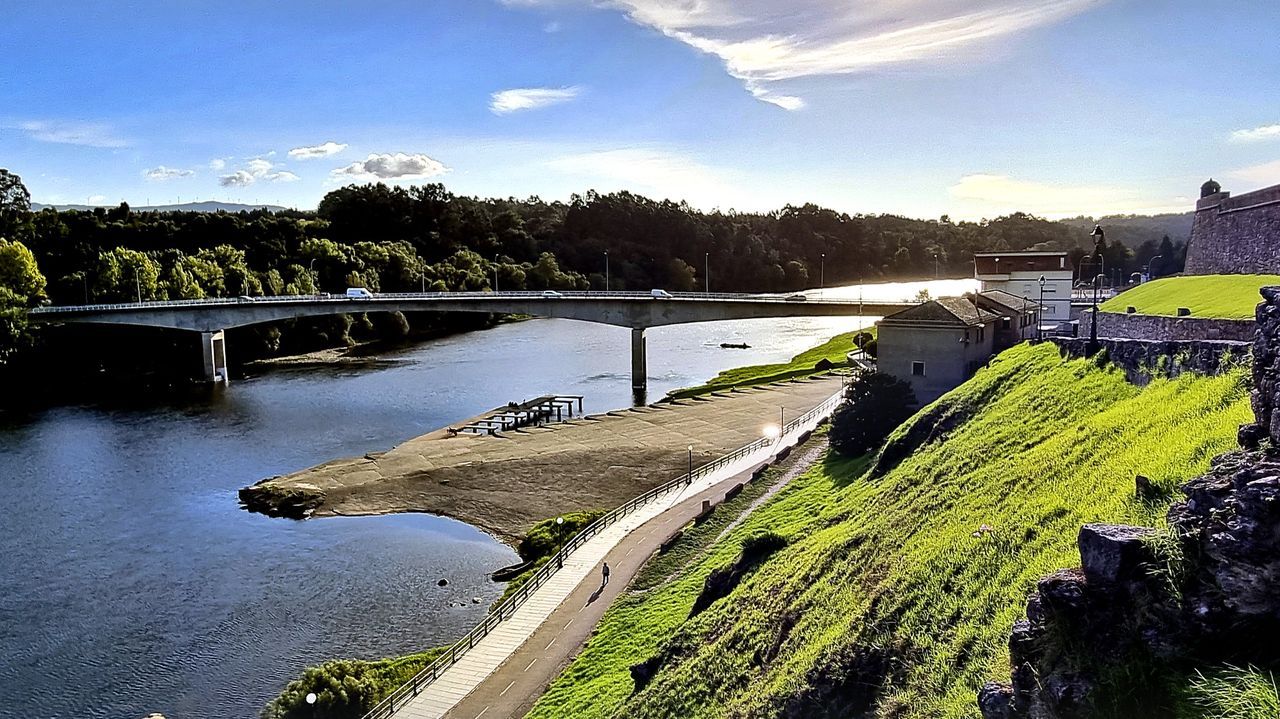 As Neves y Monção estarán unidas por el sexto puente internacional sobre el Miño, el primero colgante y peatonal