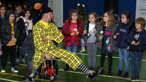 fiesta de la asociacion Amicos con motivo del da internacional de las personas con diversidad funcional