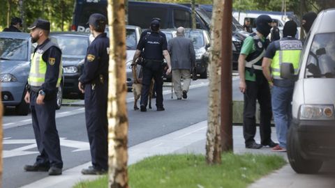 Amplio despliegue policial en la zona de Orillamar, en A Corua, por una operacin contra el narcotrfico.