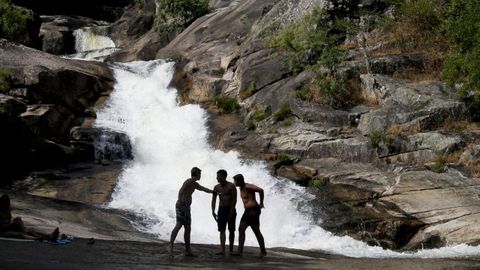 Fervenza y pozas de Segade, en Caldas.