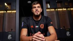 Puric ya forma parte del United FC que comanda Pirlo.