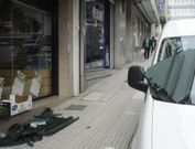 Una mesa cay� a Calvo Garra