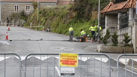 Carretera de O H�o cortada en Cangas