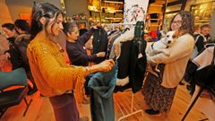 El bar Tinta Negra acogi� un mercadillo solidario para la protectora de animales T� Eres Nuestra Ayuda