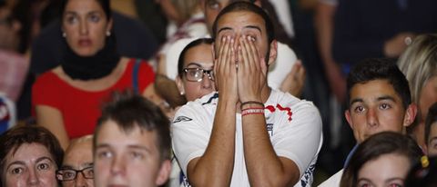 Numania deportivo.Decepci�n en A Coru�a, viendo el partido en una cervecer�a