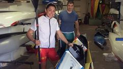 Beatriz Manch�n y Manolo Busto, junto a una K-2.Beatriz Manch�n y Manolo Busto, junto a una K-2