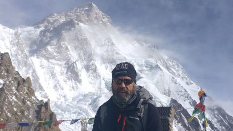 Criado, minutos antes de abandonar el campamento base del K2 para iniciar el camino de vuelta a Galicia.