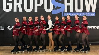 Las patinadoras del club Aehde en el Campeonato de Espa�a de grupo show, celebrado en Guadalajara