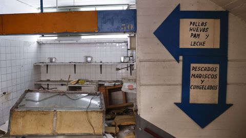 Estado actual del antiguo mercado de Santa Luc�a, en A Falperra