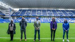 De izquierda a derecha: Ana Lacalle, Javi Cordero, Jos� Moro, Conchita M�ndez e Isina