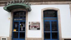 Entrada a la cantina desde la plaza de la Estaci�n, que ahora va a ser remodelada