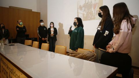 Alumnos, docentes y autoridades presentaron el proyecto �Diario Sarmiento�