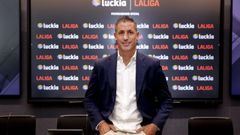 Joan Capdevila, posando en la sede central de Luckia, en A Coru�a.