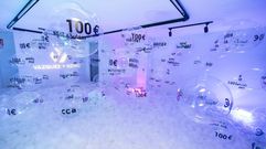 As luce el interior de la Globoteca en la esquina de la calle Coln y la Desiderio Varela