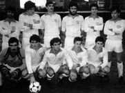 Formaci�n del equipo que consigui� el ascenso en 1983. 