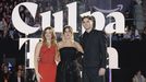 Nicole Wallace, Mercedes Ron y Gabriel Guevara, en el preestreno en Madrid